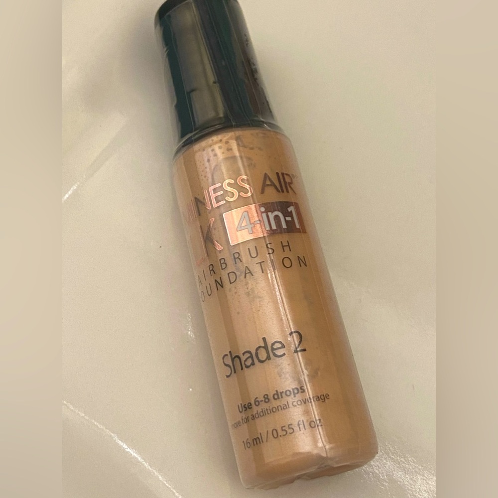 Luminess Air Silk 4 in 1 airbrush foundation in shade 2